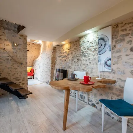 Hébergement de vacances La Poterne Wifi - Terrasse